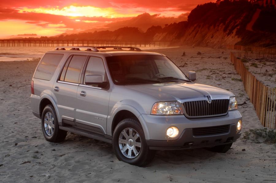  Lincoln Navigator 2003 года  (фото 48 из 59)